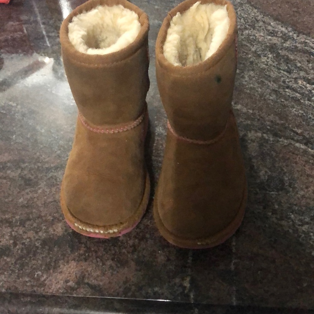 UGG kids boots